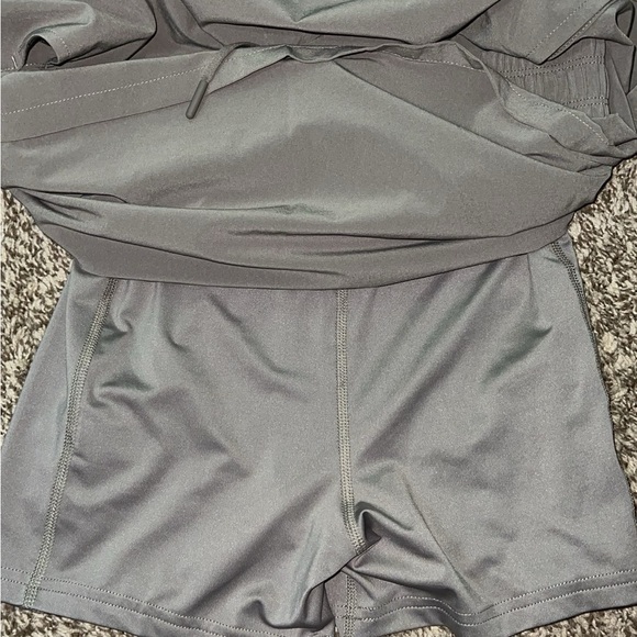 All in motion skirt - Picture 3 of 6